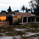 Illustration for article titled The Faded Glory of Dilapidated Modernist Homes